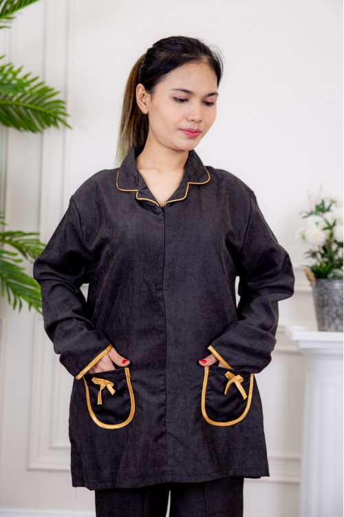 زي عاملة شتوي قطعتين أكمام طويلة وجيوب فيونكة و ياقة بازرار أمامية