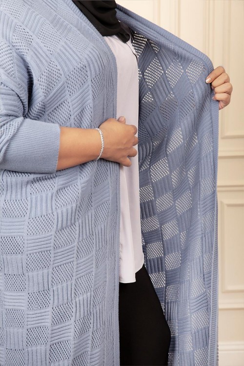 عباية شتوي نسائي تركي أنيقة لون سماوي  مفتوحة من الأمام بتصميم زخرفة