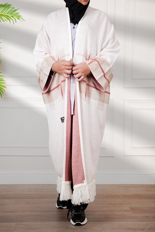 عباية شتوي نسائي تركي أنيقة لون سكري مفتوحة من الأمام بكاروهات من الوسط ودنانيش من الأسفل