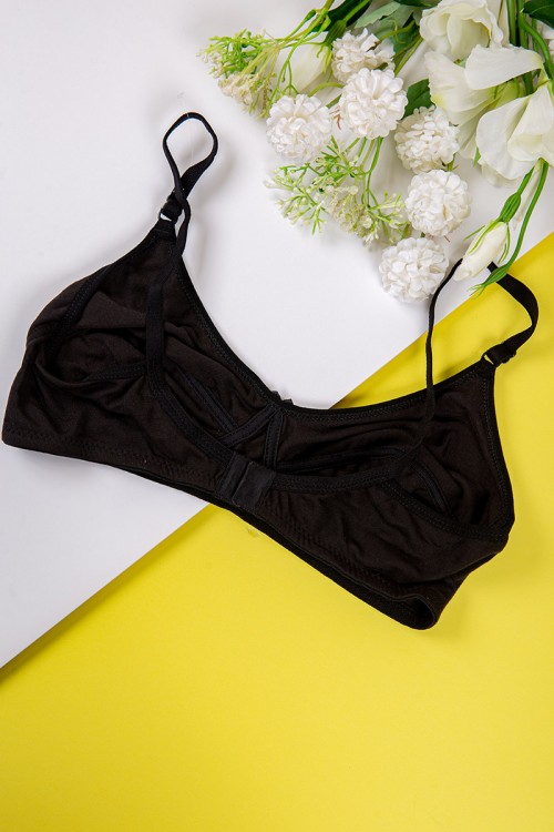 حمالة صدر نسائية لون أسود بحمالات قابلة للتعديل