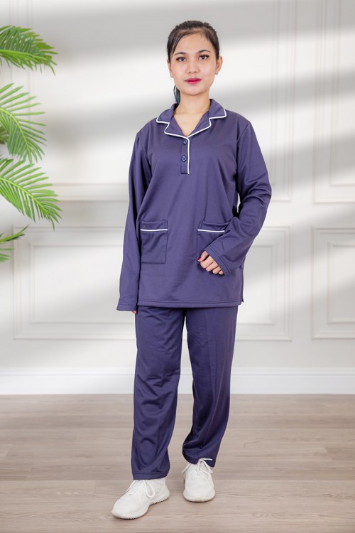 زي عاملة شتوي مبطن قطعتين قماش سادة   أكمام طويلة و ياقة بازرار أمامية و جيوب من الأمام