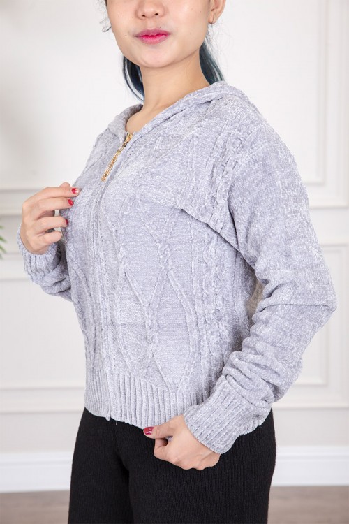 بلوفر هودي نسائي  بسحاب أمامي واكمام طويلة ومتصلة بغطاء الرأس