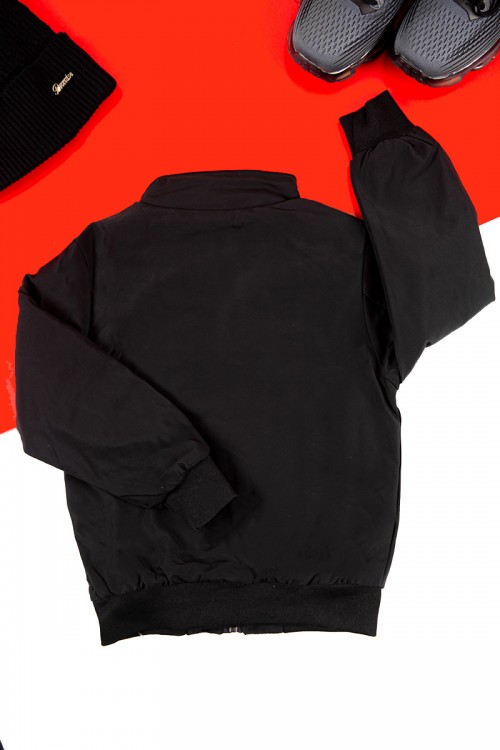 جاكيت ولادي شتوي لون أسود أكمام طويلة بجيوب و سحاب من الأمام