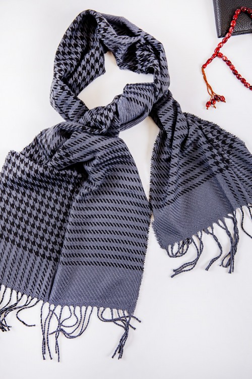 شال رجالي شتوي بشراشيب متعدد الألوان