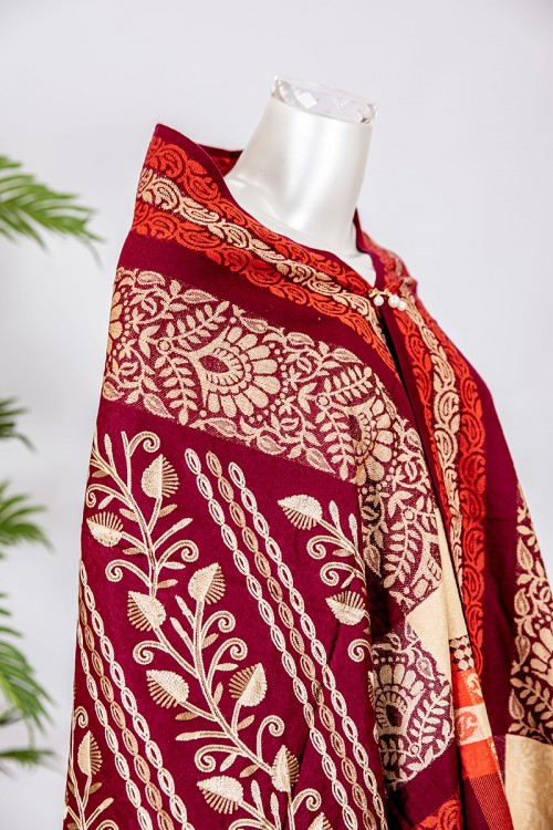 شال كشميري نسائي أنيق متعدد الألوان بتطريز باللون الذهبي