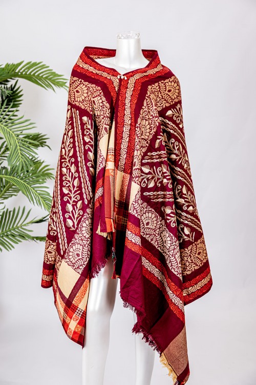 شال كشميري نسائي أنيق متعدد الألوان بتطريز باللون الذهبي