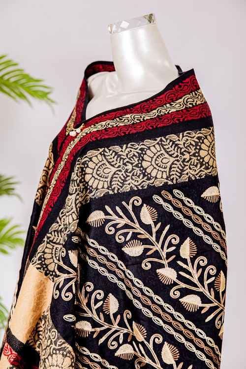 شال كشميري نسائي أنيق متعدد الألوان بتطريز باللون الذهبي