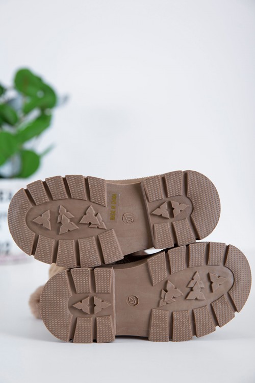 حذاء بوت بناتي شتوي لون بني بطول الكاحل مزين و مبطن بفرو و سحاب جانبي للغلق