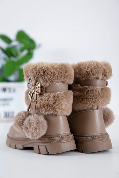 حذاء بوت بناتي شتوي لون بني بطول الكاحل مزين و مبطن بفرو و سحاب جانبي للغلق