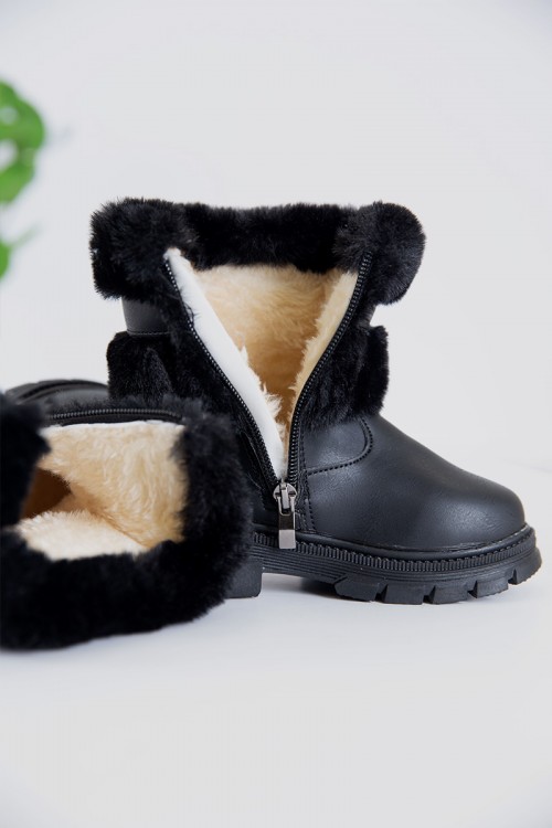 حذاء بوت بناتي شتوي لون أسود بطول الكاحل مزين و مبطن بفرو و سحاب جانبي للغلق
