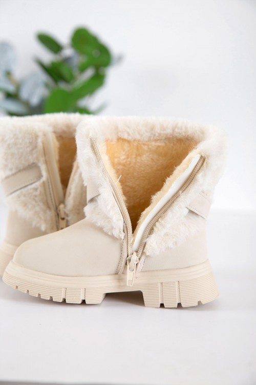 حذاء بوت بناتي شتوي لون اوف وايت بطول الكاحل مزين و مبطن بفرو و سحاب جانبي للغلق