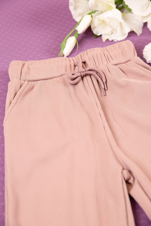 طقم بناتي شتوي قطعتين لون وردي بأكمام طويلة مع بنطلون طويل بزم و رباط على الخصر