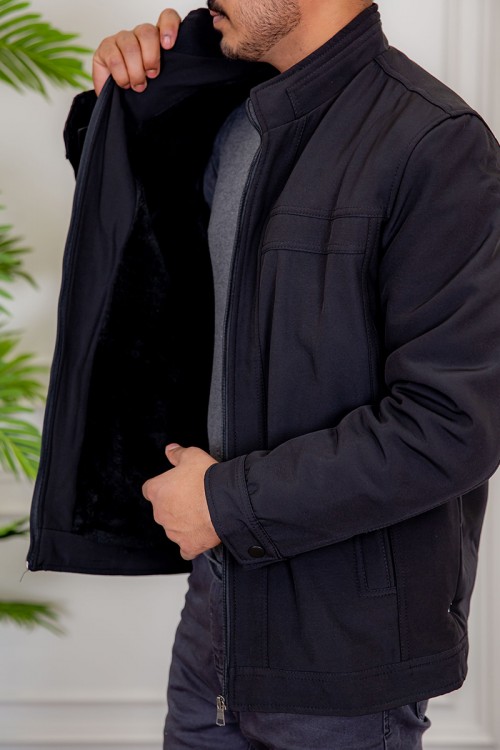 جاكيت رجالي شتوي لون أسود ياقة عالية بجيوب و سحاب من الأمام