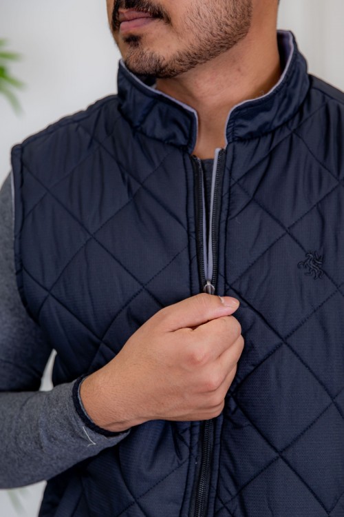 سديري رجالي شتوي وجهين دبل فيس رمادي و كحلي ياقة عالية بجيوب و سحاب من الأمام