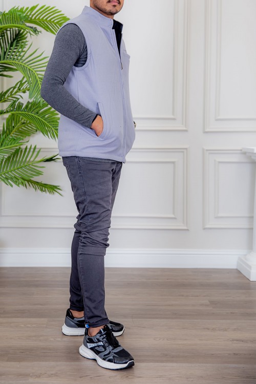 سديري رجالي شتوي وجهين دبل فيس رمادي و كحلي ياقة عالية بجيوب و سحاب من الأمام