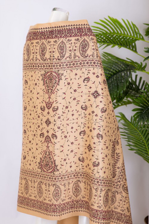 شال كشميري نسائي لون بيج بنقوش باللون الأسود و العودي