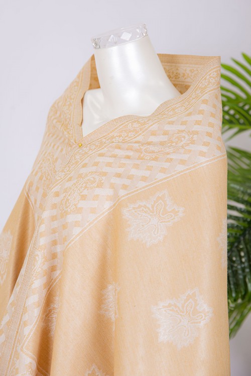 شال كشميري نسائي لون بيج بنقوش باللون الاوف وايت