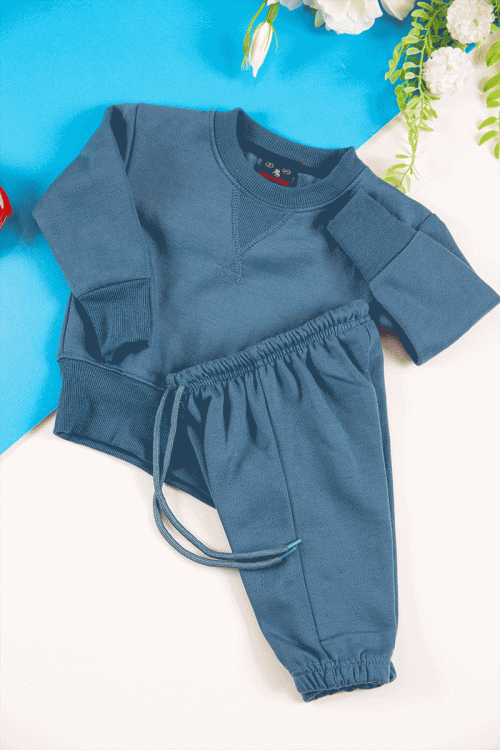 طقم قطعتين ولادي أطفال شتوي لون أزرق بأكمام طويلة و رباط و زم من الخصر
