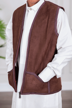 سديري رجالي شتوي مبطن  بتطريز وجيوب من الأمام