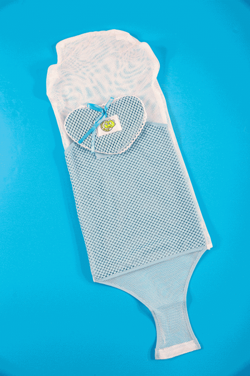 سرير استحمام أطفال متعدد الألوان بمقعد دعم آمن و شبكة أستحمام و وسادة على شكل قلب