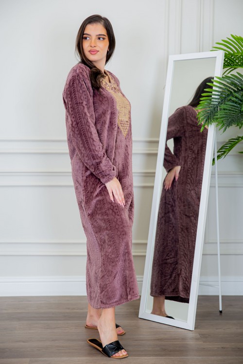 قميص نسائي شتوي مخمل متعدد الألوان بتطريز باللون الذهبي و بأكمام طويلة