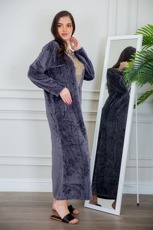 قميص نسائي شتوي مخمل متعدد الألوان بتطريز باللون الذهبي و بأكمام طويلة