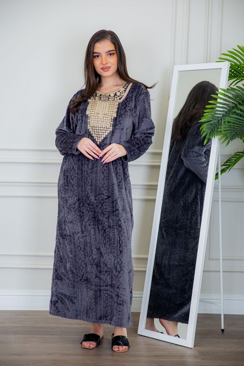 قميص نسائي شتوي مخمل متعدد الألوان بتطريز باللون الذهبي و بأكمام طويلة