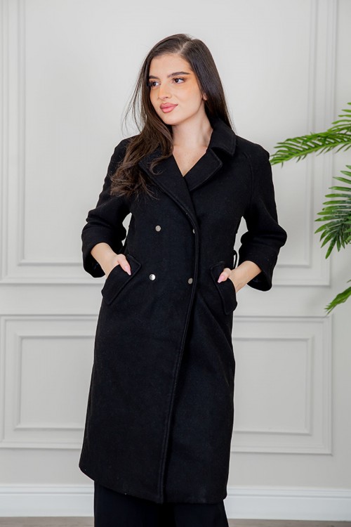 جاكيت نسائي شتوي لون أسود ياقة كبيرة بأزرار وجيوب من الأمام