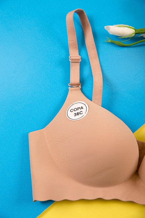 صدرية نسائي مبطّنة لون بيج غامق بأحزمة قابلة للتعديل من الخلف