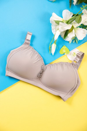 صدرية نسائي مبطنة لون لحمي بأحزمة قابلة للتعديل من الخلف  