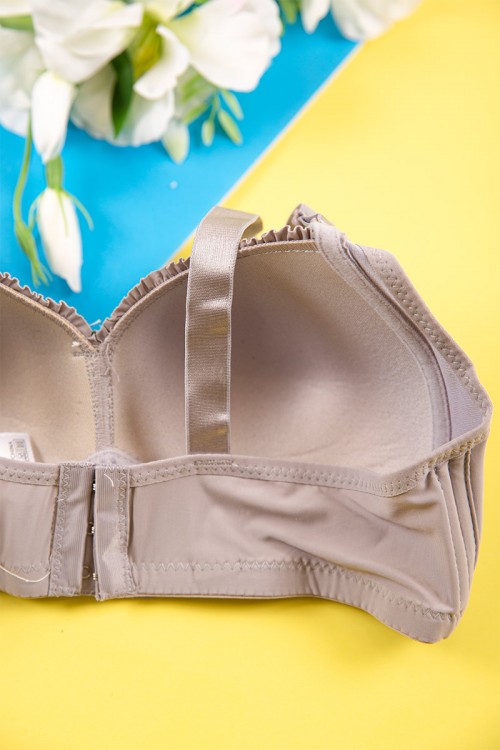 صدرية نسائي مبطنة لون لحمي بأحزمة قابلة للتعديل من الخلف