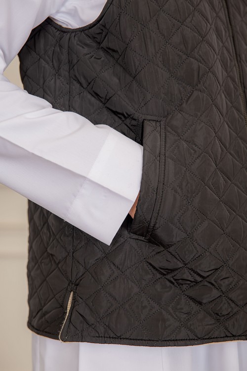 سديري رجالي وجهين دبل فيس لون بيج و رصاصي بجيوب و سحاب من الأمام