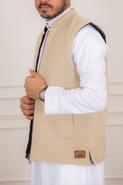 سديري رجالي وجهين دبل فيس لون بيج و رصاصي بجيوب و سحاب من الأمام