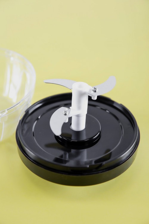 قطاعة خضروات يدوية 3 شفرات لون أسود