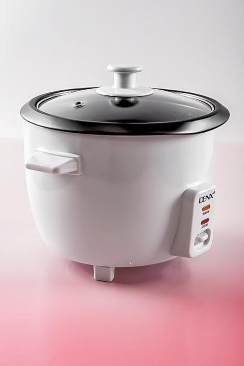 قدر طبخ كهربائي لون أبيض للطبخ التقليدي أو البخار