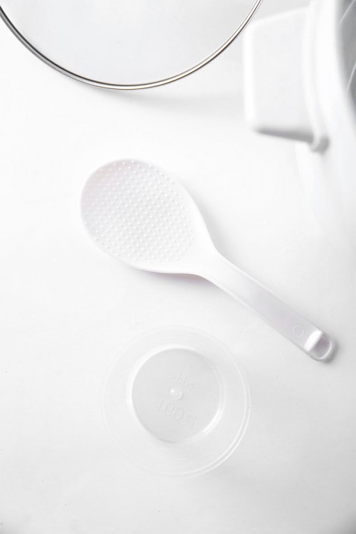 قدر طبخ كهربائي لون أبيض للطبخ التقليدي أو البخار