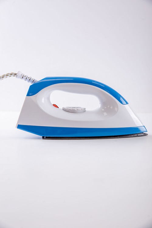 مكواة ملابس كهربائية جافة 1200 واط