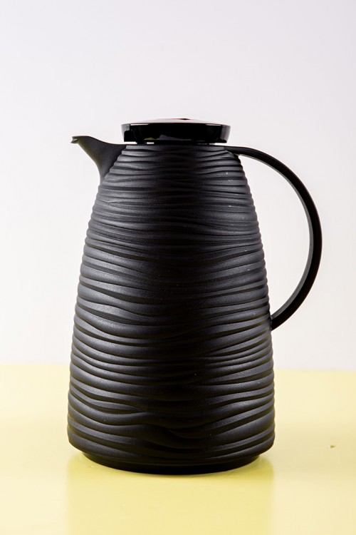 ترمس قهوة أو شاي لون أسود مموج حافظ للحرارة بسعة 2 لتر