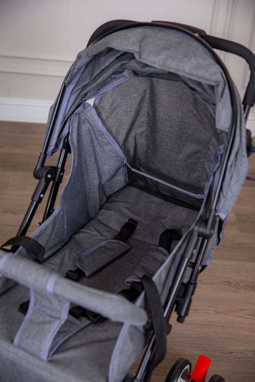 عربة أطفال خفيفة الوزن لون رمادي قابلة للطي و التعديل مع سلة تخزين مريحة