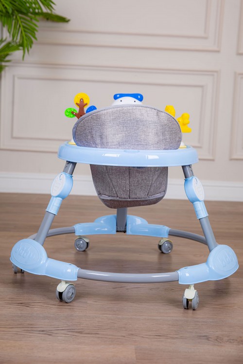 مشاية أطفال متعددة الألوان قابلة للطي و مضادة للإنزلاق مع لوح ألعاب