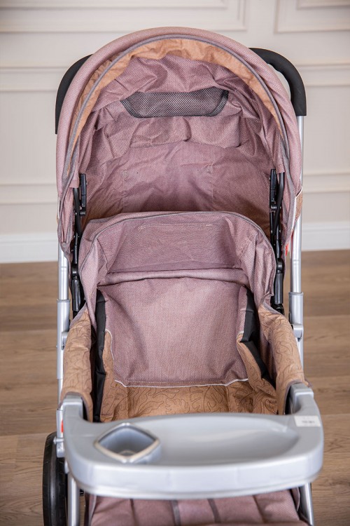 عربة أطفال خفيفة الوزن لون لحمي قابلة للطي و التعديل مع سلة تخزين مريحة