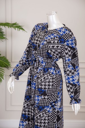 قميص نسائي شتوي طويل بطبعة أشكال مختلفة بأزرار من الأمام و رباط بزم من الخصر 