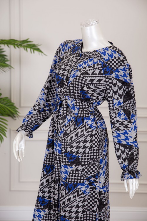 قميص نسائي شتوي طويل بطبعة أشكال مختلفة بأزرار من الأمام و رباط بزم من الخصر