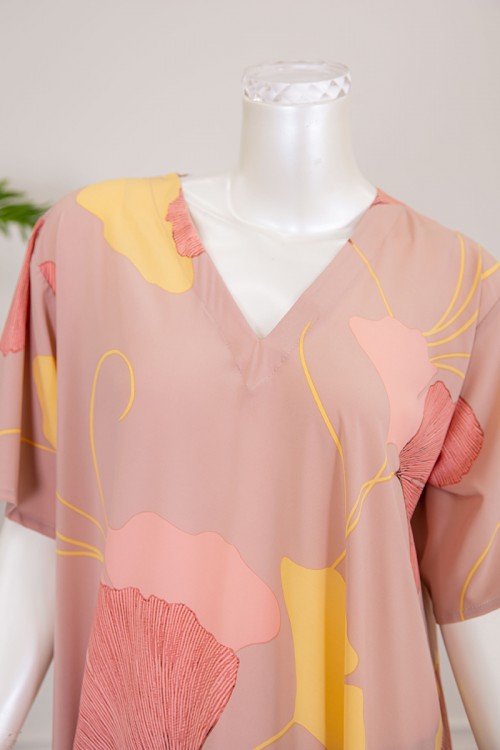 قميص نسائي كلوش لون خربزي بطبعة زهور و بياقة قصة سبعة ذو أكمام قصيرة