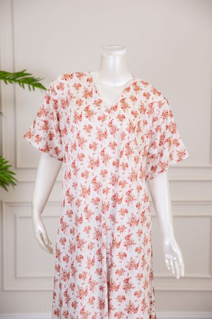 قميص نسائي كلوش لون أبيض مشجر بياقة قصة سبعة ذو أكمام قصيرة