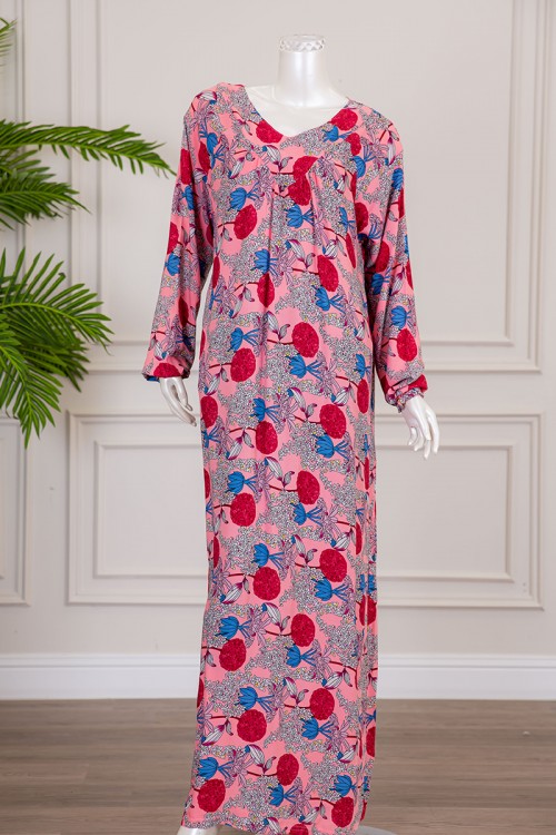 قميص نسائي طويل لون وردي بطبعة ورود و بياقة دائرية ذو أكمام طويلة