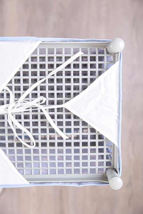 دولاب أطفال 3 أرفف بغطاء متعدد الألوان منقط و بسحاب من الأمام