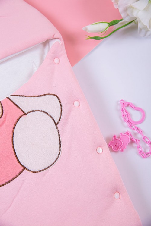 مدس أطفال متعدد الألوان مزين برسوم  من الأمام و بأزرار من الجانب الأيمن