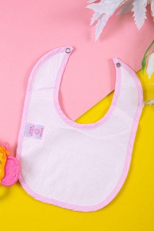 مريلة أطفال متعددة الألوان مزينة بقماش دانتيل من الأمام