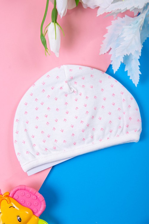 طقم أطفال قطعتين قبعة و جونتي لون أبيض مزين باللون الوردي